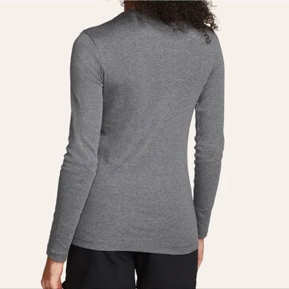 Eddie Bauer Women's Gray Long Sleeve V-Neck Top - Picture 3 of 13